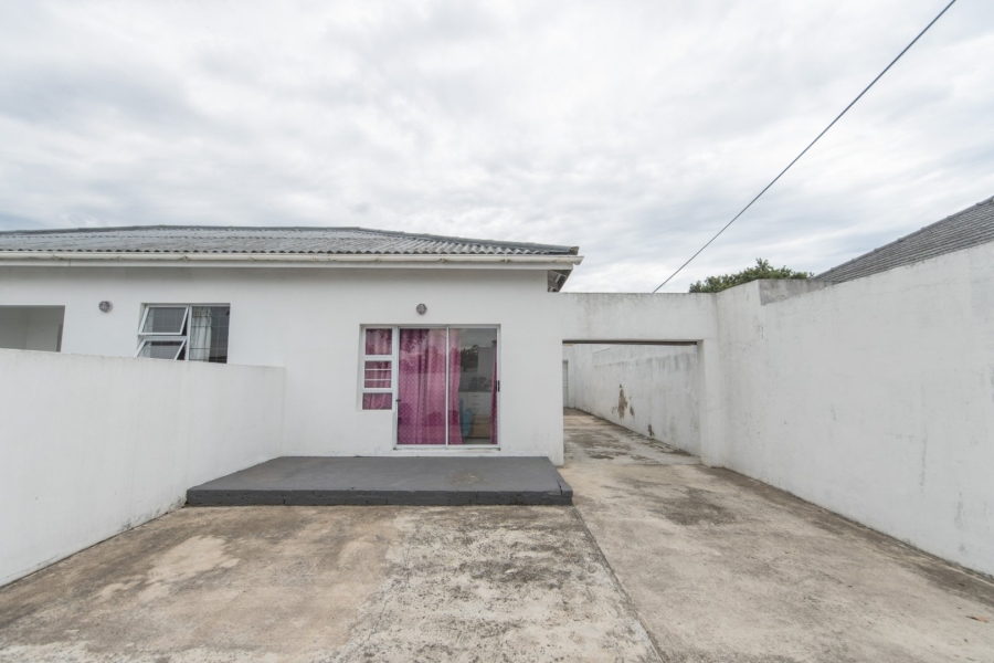 6 Bedroom Property for Sale in Newton Park Eastern Cape